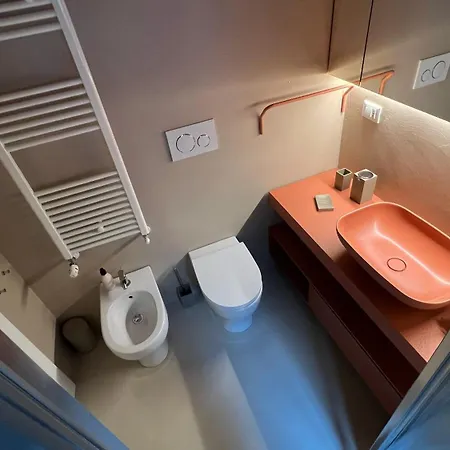 Synesthesia Apartament LʼAquila